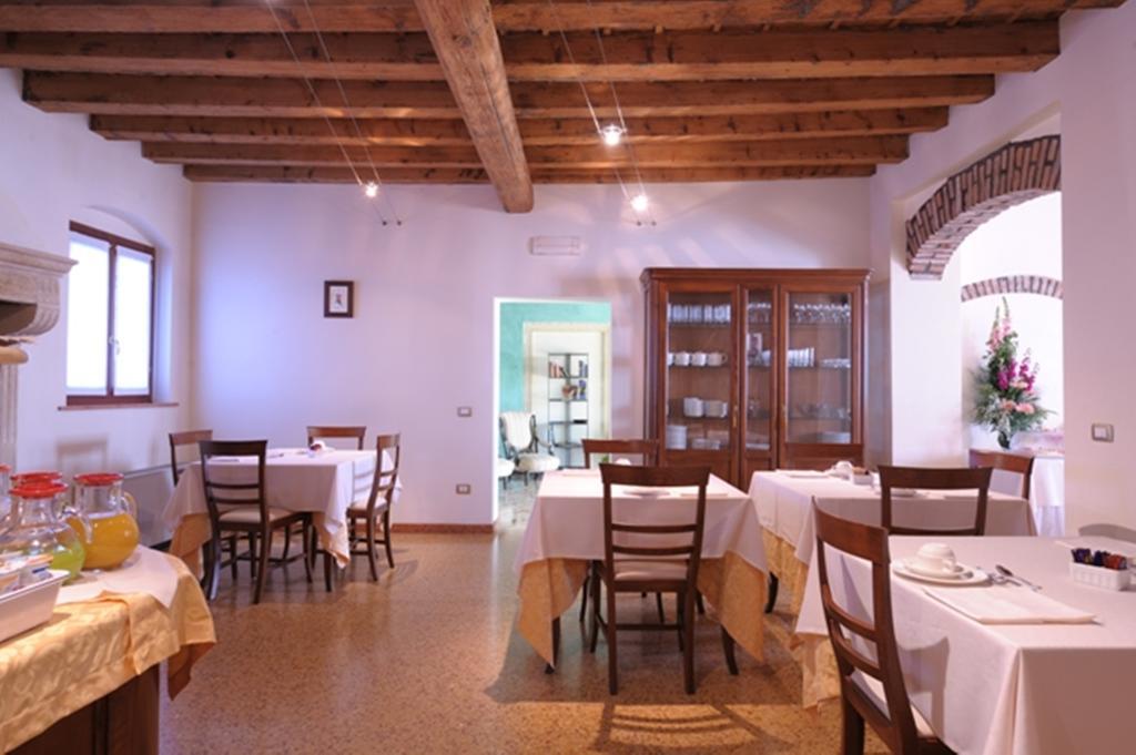 Corte Castelletto Nogarole Rocca Exterior photo